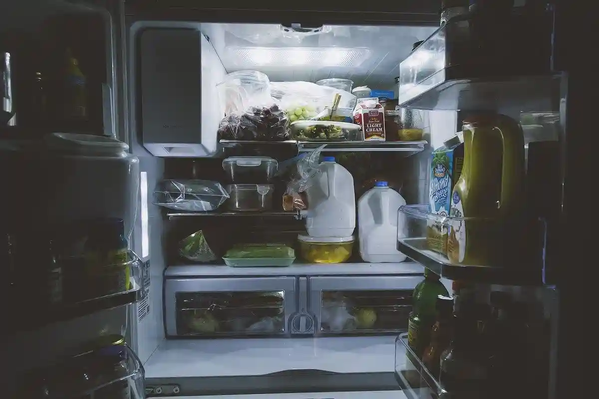 Как правильно хранить продукты в холодильнике. Холодильная камера. Фото: Pexels / Pixabay.com