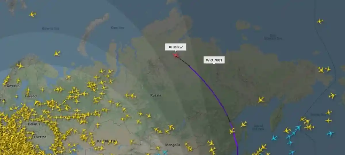 Летать над Россией станет опаснее? Скриншот с сайта flightradar.com