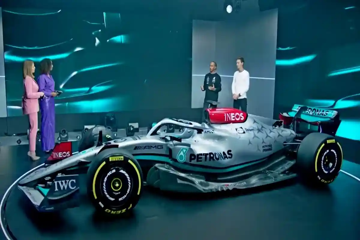 Баллы формула 1. Болид Мерседес 2022. Болид формулы 1 Мерседес 2018. Mercedes f1 2022. Новые Болиды формулы 1 2022.