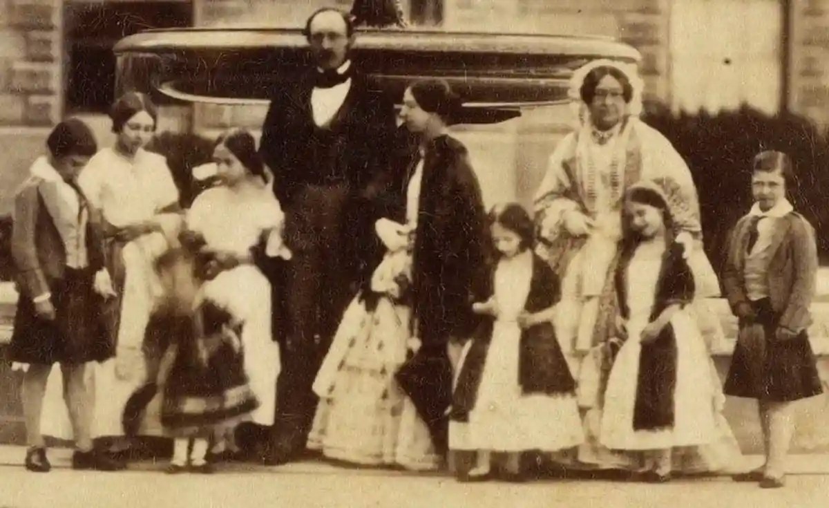 Семья королевы виктории. Семья виктории королевы англии. Семья виктории королевы англии. Сколько детей у королевы виктории. Дети королевы виктории.