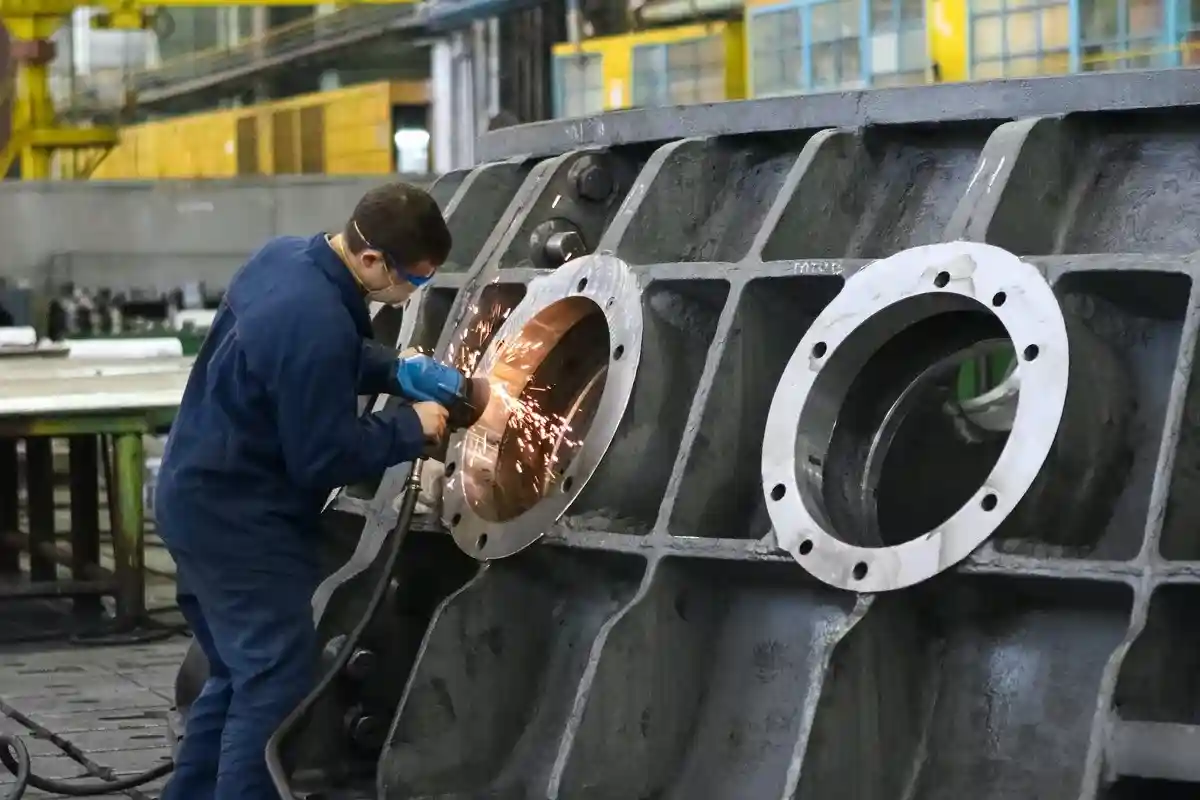 Сколько зарабатывает промышленный механик зависит от отрасли и квалификации. Фото: Kateryna Babaieva / pexels.com