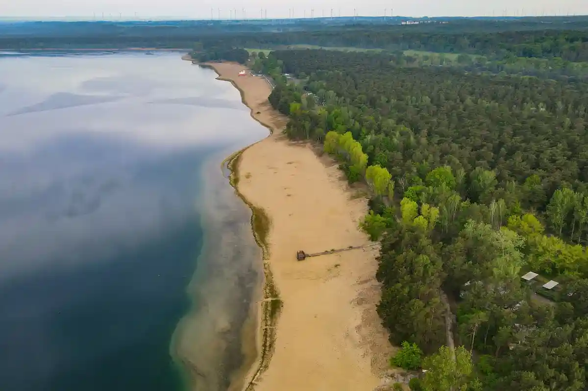Очистка озера Хелене: наметилось решение спора о расходах
