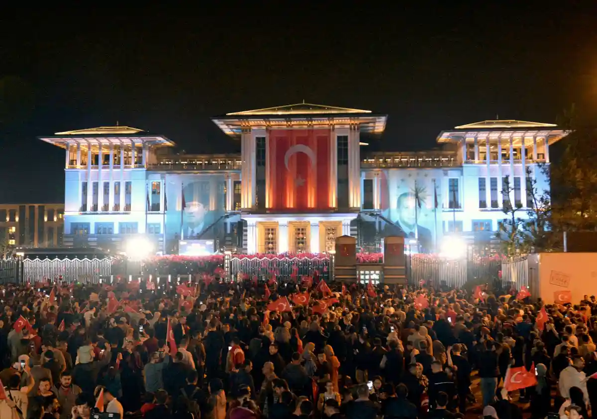 После победы Эрдогана турецкая оппозиция боится будущего