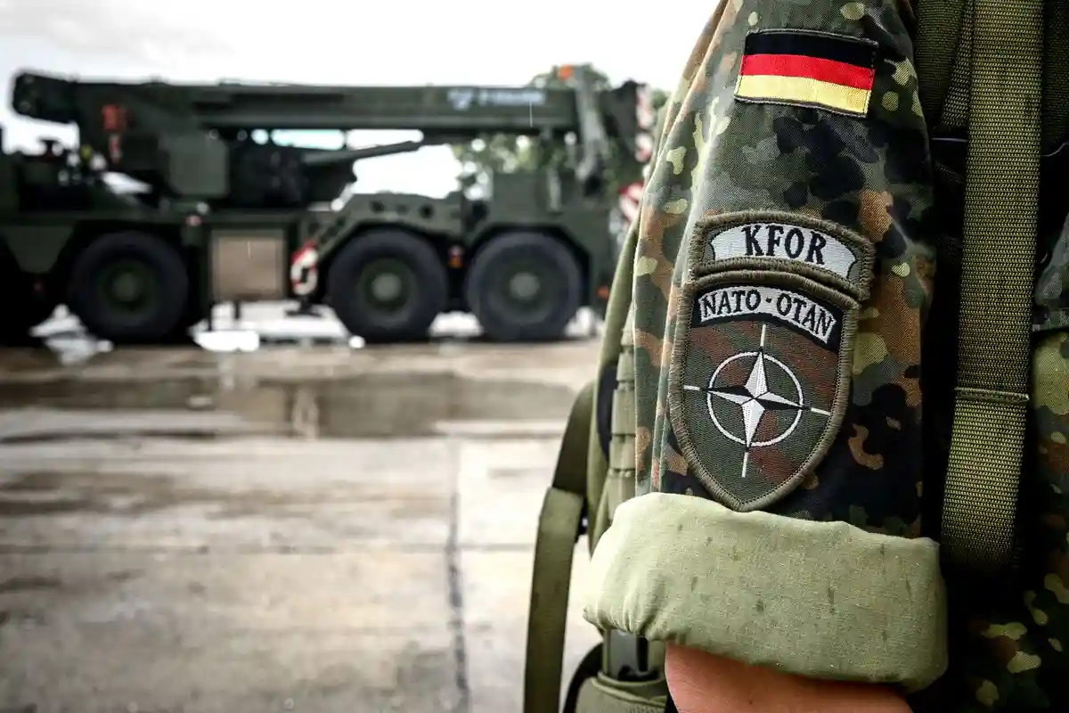 Бундесвер готов отправить больше военнослужащих в Косово